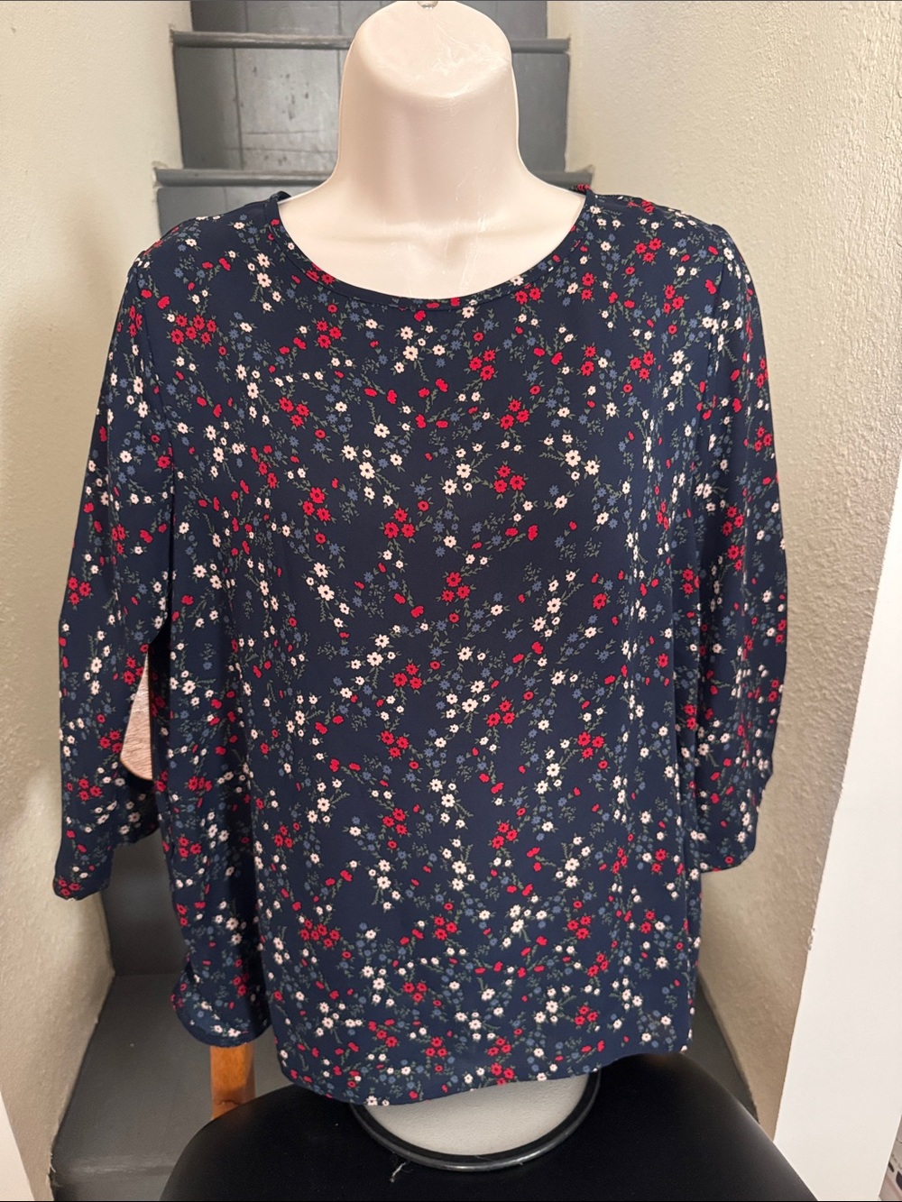 Atmosphere blue floral top W6